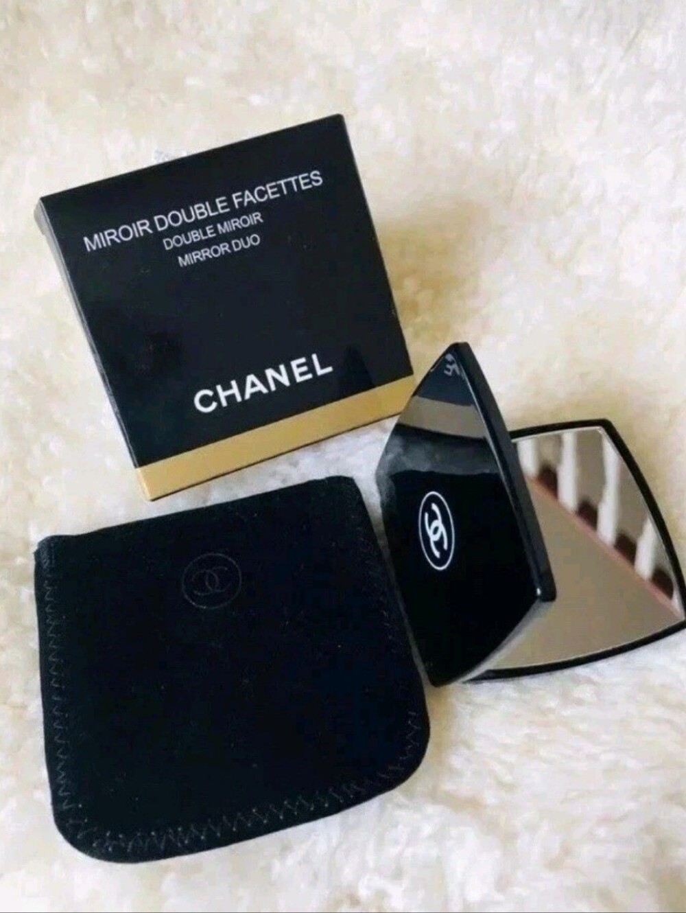 CHANEL Double Facettes Double Mirror - Black & White - Picture 2 of 4